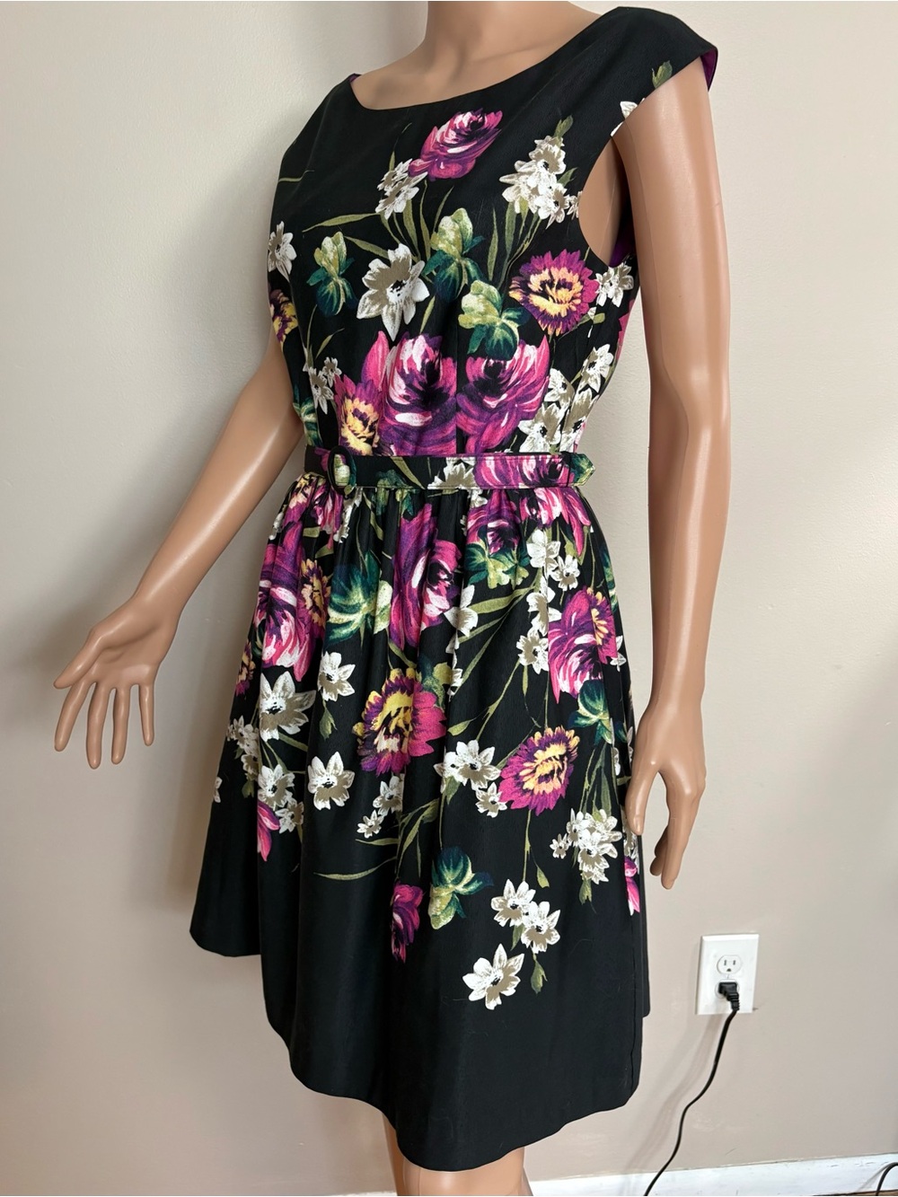 ELIZA J Black Floral SWING A-Line SLEEVELESS Belted DRESS  12 - Picture 2 of 7